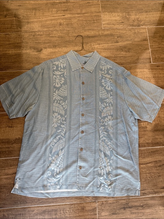 Tommy Bahama Other - Tommy Bahama Light Blue Floral-Panel Short Sleeve Button-Down